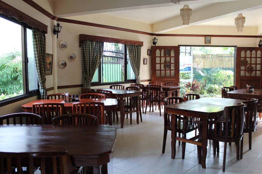 Tonglen Beach Resort Balabag  Buitenkant foto