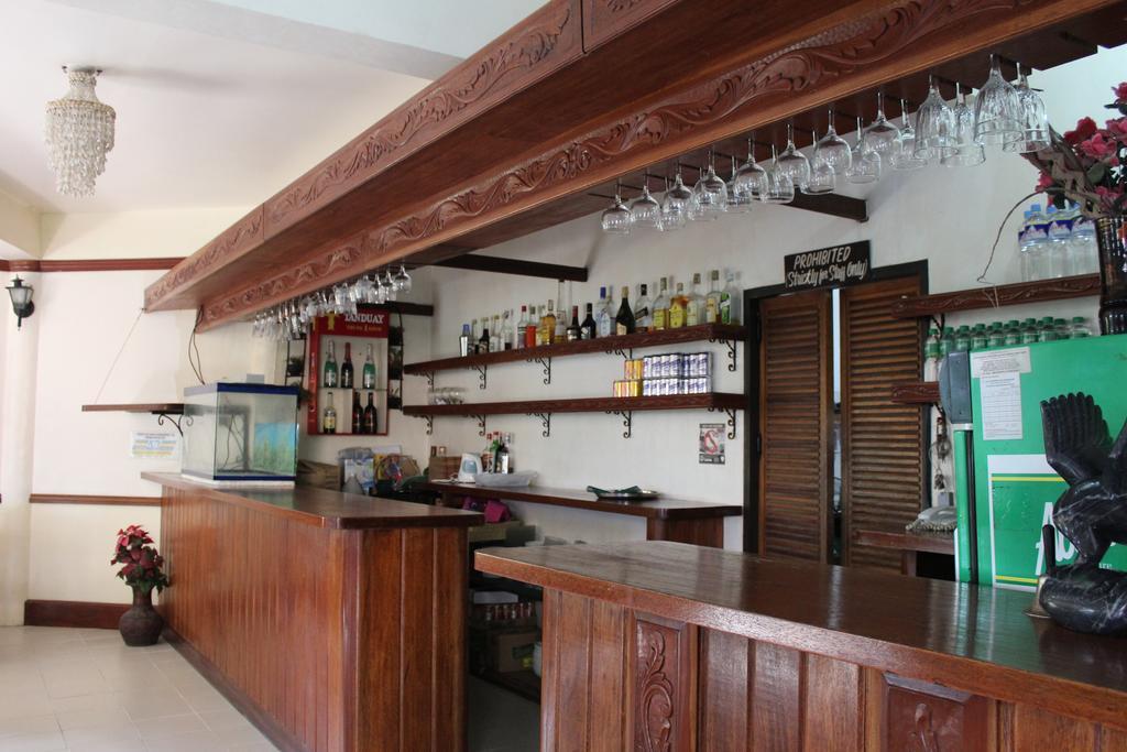 Tonglen Beach Resort Balabag  Buitenkant foto
