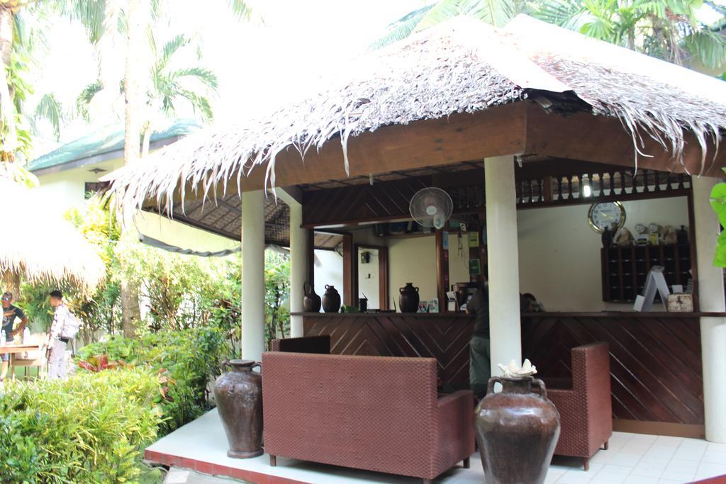 Tonglen Beach Resort Balabag  Buitenkant foto