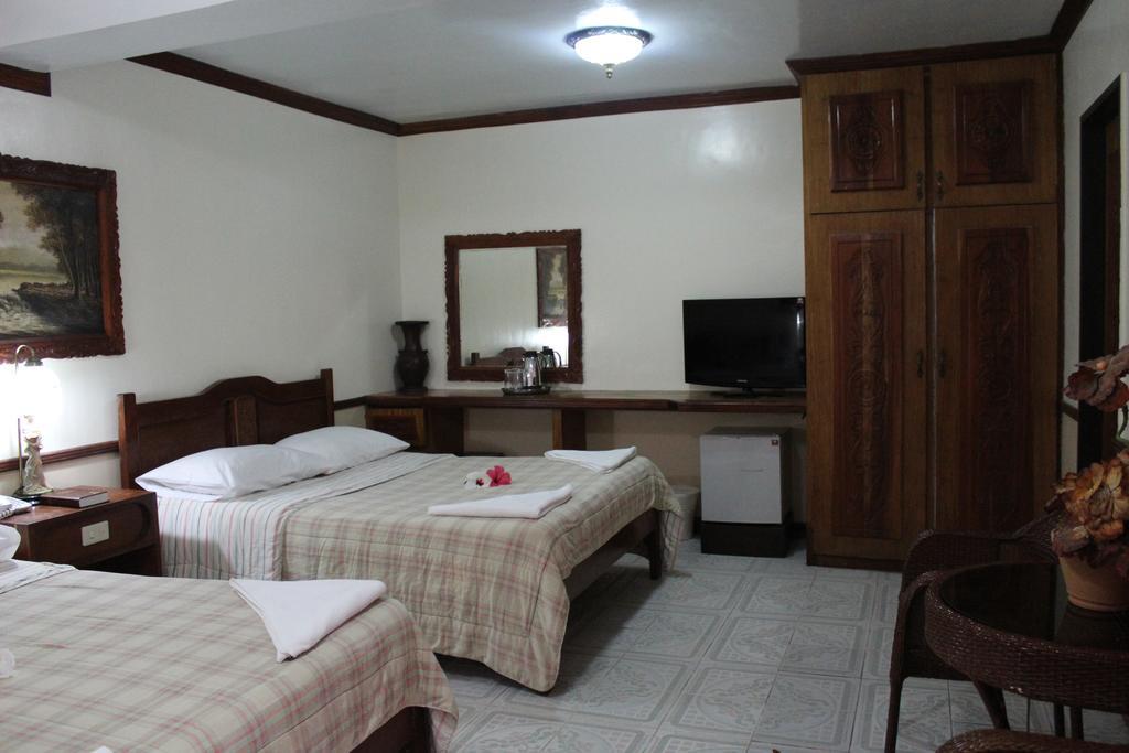 Tonglen Beach Resort Balabag  Kamer foto