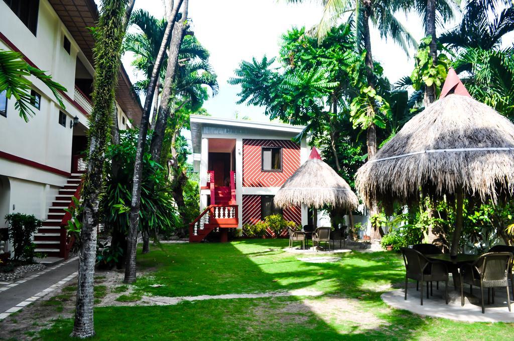 Tonglen Beach Resort Balabag  Buitenkant foto
