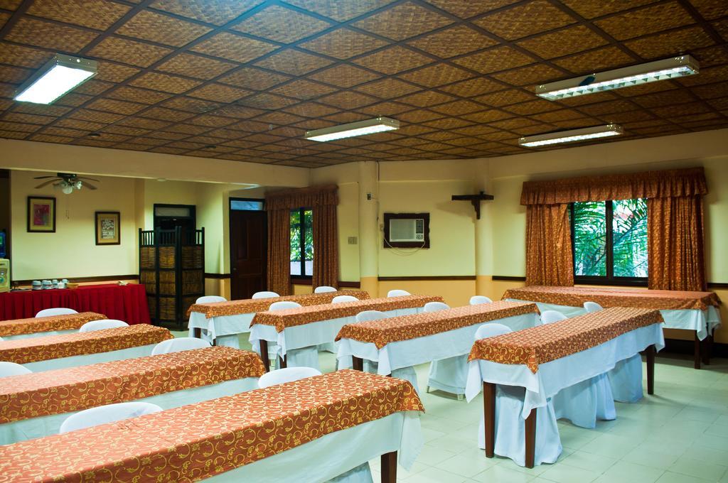 Tonglen Beach Resort Balabag  Buitenkant foto