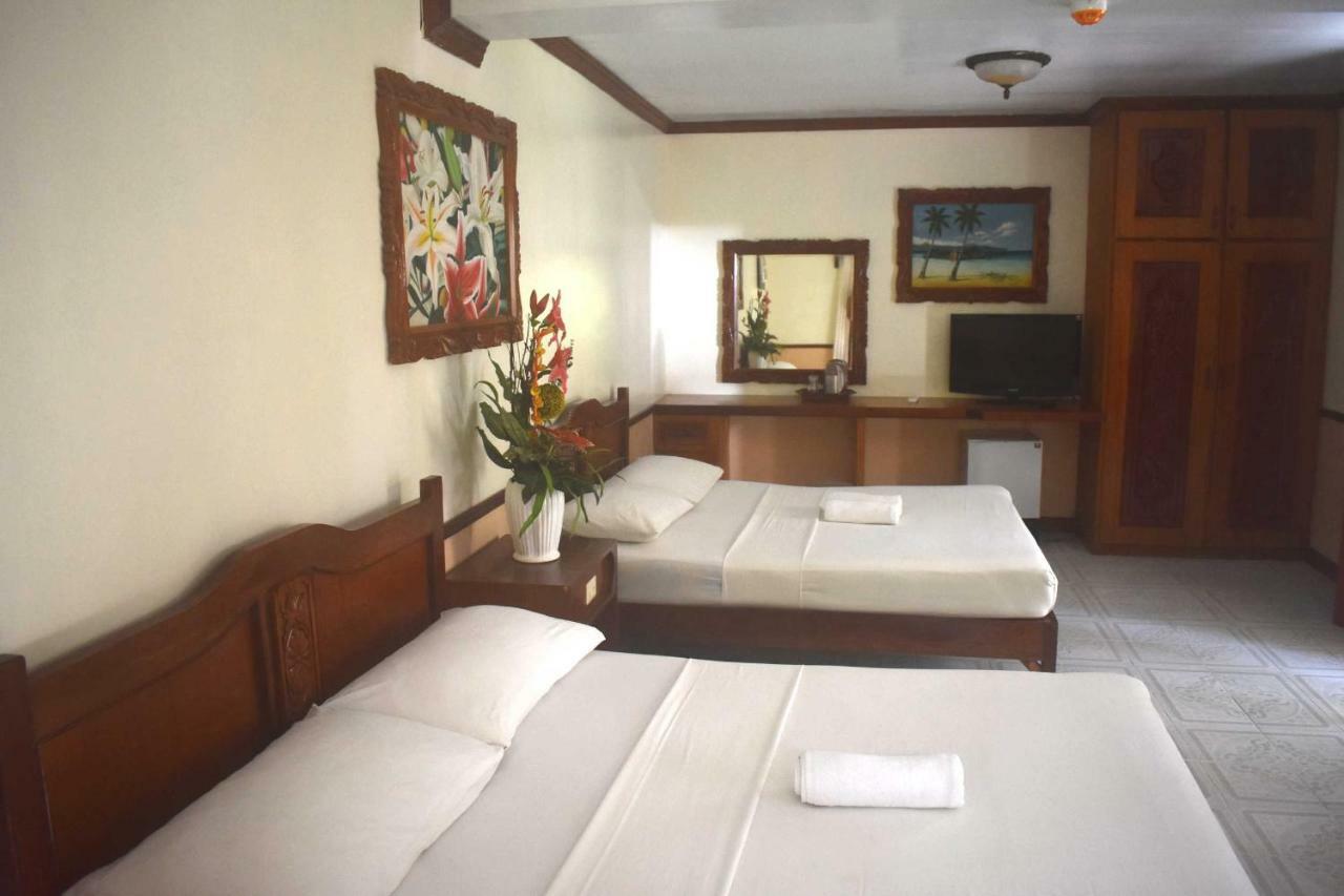 Tonglen Beach Resort Balabag  Buitenkant foto